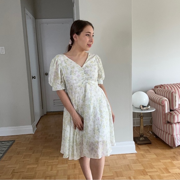 DAZY Puff Sleeve Floral Dress - Picture 4 of 5